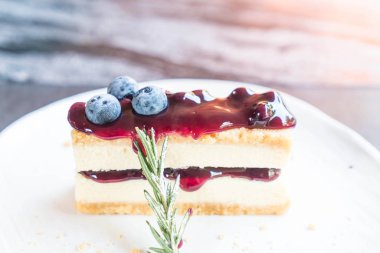 yaban mersini peynirli kek