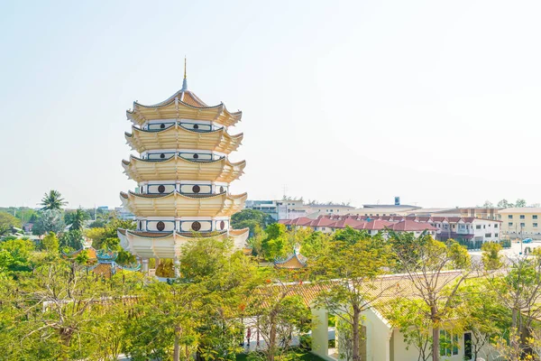 Belle architecture au musée du dragon à Suphanburi — Photo