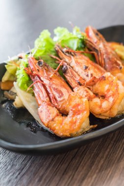 kızarmış karides veya karides 