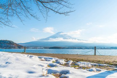 Dağ Fuji San Kawaguchiko Gölü.