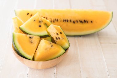 taze sarı karpuz 