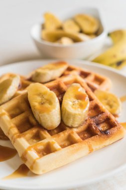 karamel ile muz gözleme