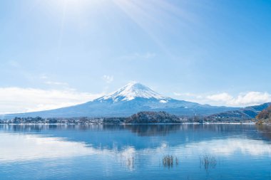 Dağ Fuji San Kawaguchiko Gölü.