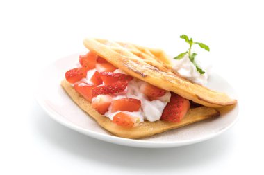 çilek beyaz ile waffle