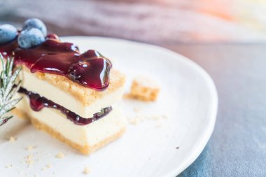 yaban mersini peynirli kek