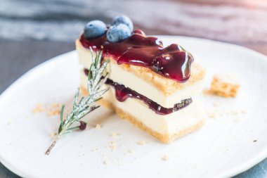 yaban mersini peynirli kek