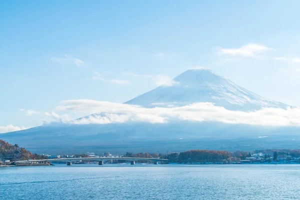 Berg fuji san am Kawaguchiko-See. — Stockfoto