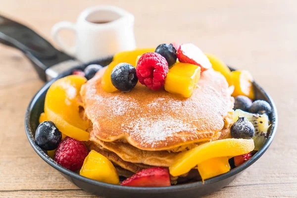 mix meyve ile gözleme