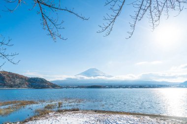 Dağ Fuji San Kawaguchiko Gölü.