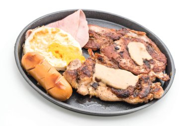 sıcak plaka üzerinde ızgara biftek mix