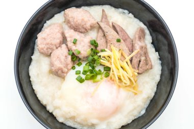  domuz eti ve yumurta ile pirinç lapası