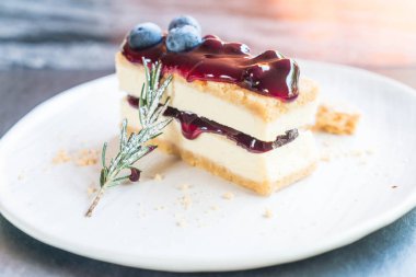 yaban mersini peynirli kek