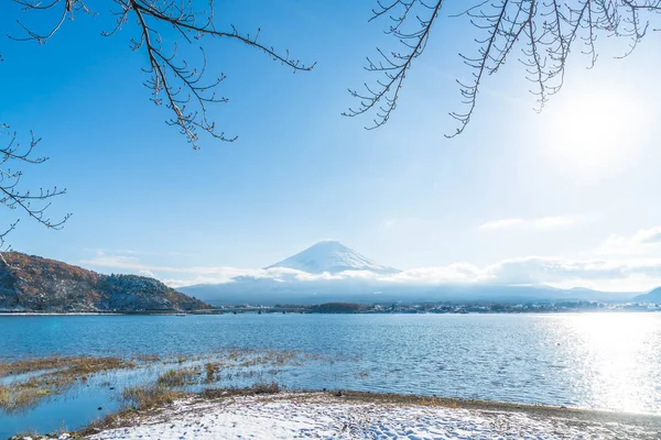 Montagne Fuji San au lac Kawaguchiko . — Photo