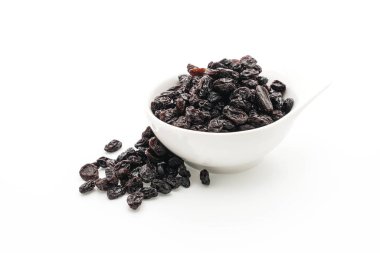 Beyaz üzerine siyah kuru üzüm