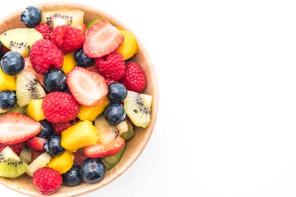 karışık taze meyve (çilek, ahududu, yaban mersini, kivi, mang