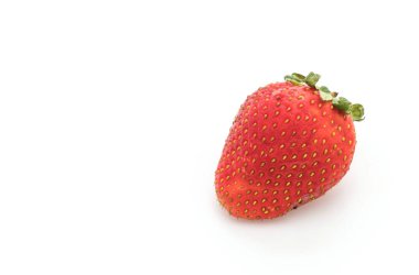 beyaz üzerine taze çilek