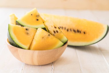 taze sarı karpuz 