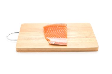 ahşap tahta üzerinde taze somon