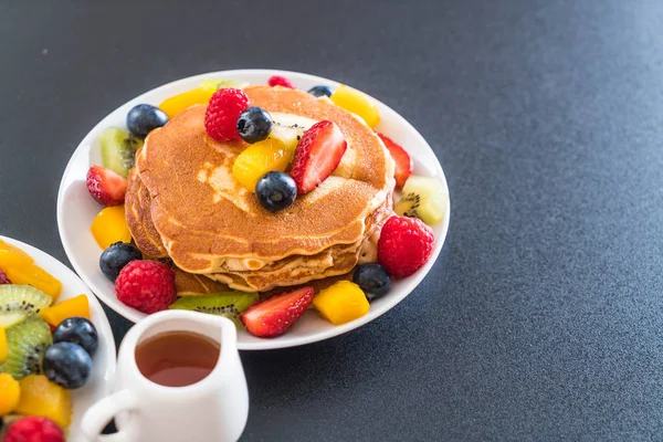 mix meyve ile gözleme