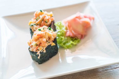 karışık sushi nigiri