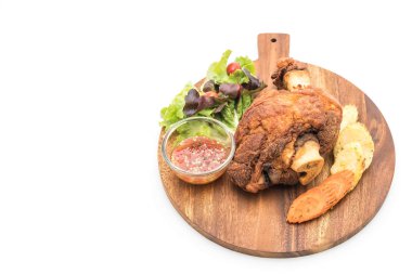 Gevrek domuz knuckle veya Alman domuz Hocks