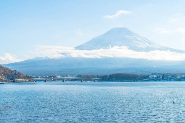 Dağ Fuji San Kawaguchiko Gölü.