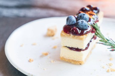 yaban mersini peynirli kek