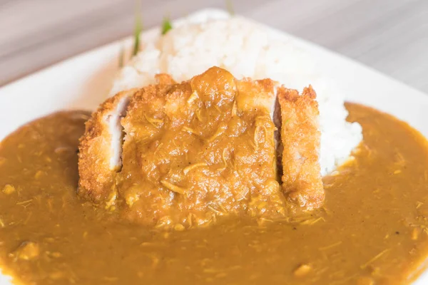 Gebratenes Schweinefleisch mit Curryreis — Stockfoto
