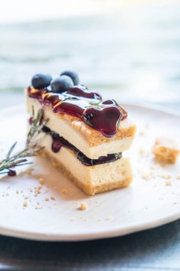 yaban mersini peynirli kek