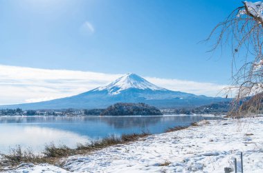 Dağ Fuji San Kawaguchiko Gölü.