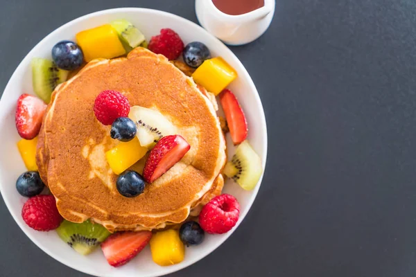 mix meyve ile gözleme