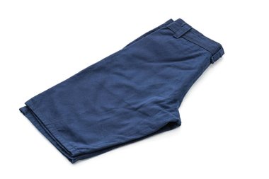 beyaz üzerine kısa pantolon