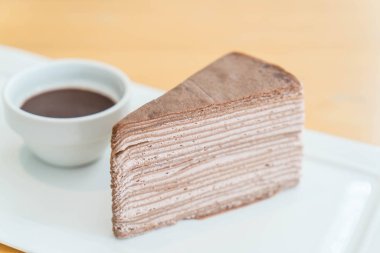 çikolatalı krep pasta