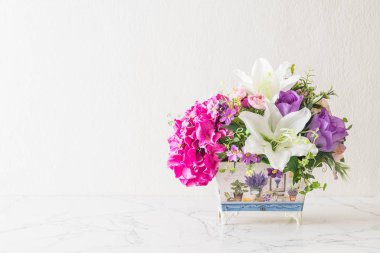 Güzel bir buket çiçek