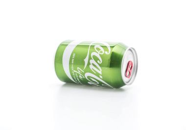 Bangkok, Tayland - 4 Nisan 2017: Coca Cola teneke kutuya yeni gree