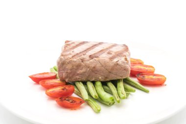 Tuna biftek salatası ile