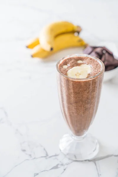 chocolate banana milkshake