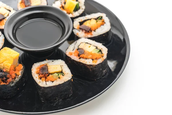 Sushi roll - styl japonské jídlo — Stock fotografie