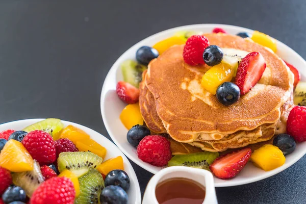 mix meyve ile gözleme