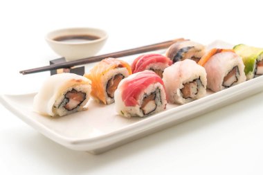 karışık suşi roll - Japon gıda tarzı