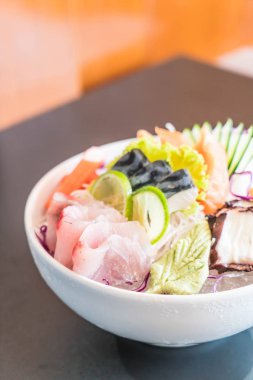 Karışık sashimi seti