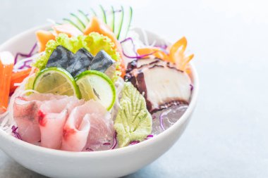 Karışık sashimi seti