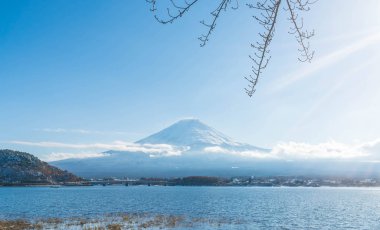 Dağ Fuji San Kawaguchiko Gölü.