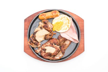 sıcak plaka üzerinde ızgara biftek mix