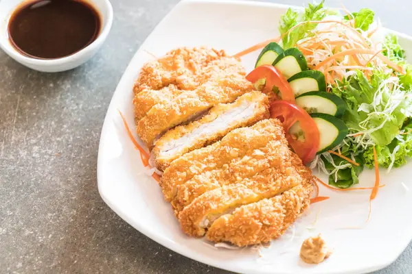 sebze soslu kızarmış pirzola domuz eti