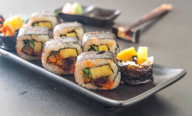 suşi roll - Japon gıda tarzı