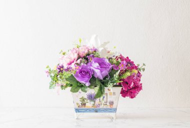 Güzel bir buket çiçek