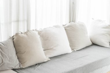 kanepe iç dekorasyon güzel yastık 