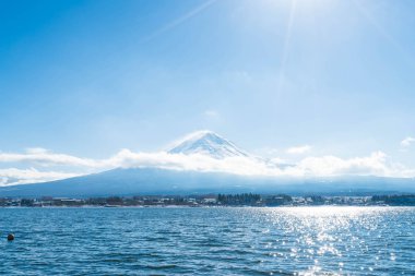 Dağ Fuji San Kawaguchiko Gölü.