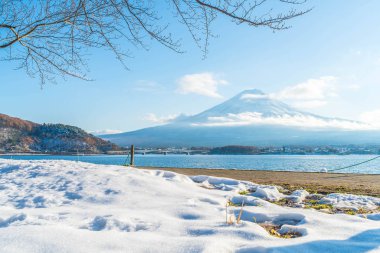 Dağ Fuji San Kawaguchiko Gölü.